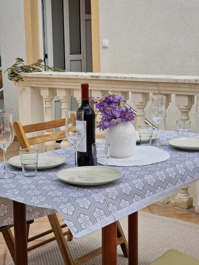 Villa Seabreeze 로고즈니차 외부 사진